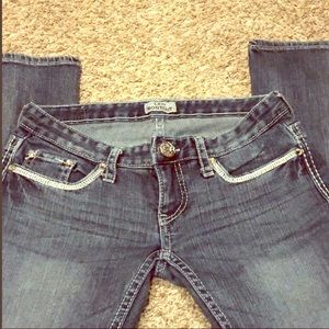 Buckle jeans